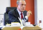 Ainda internado, Iris Rezende já interage com familiares
