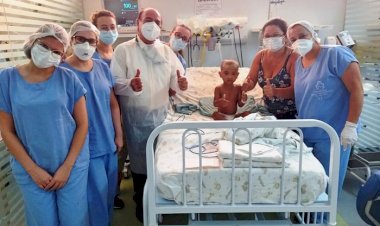 HMI: criança que retirou tumor raro recebe alta