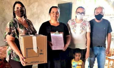 PREFEITURA RECEBE DA BRK AMBIENTAL E REDE ASTA, 10 MIL MÁSCARAS PARA ALUNOS, FEITAS POR COSTUREIRAS DE TRINDADE