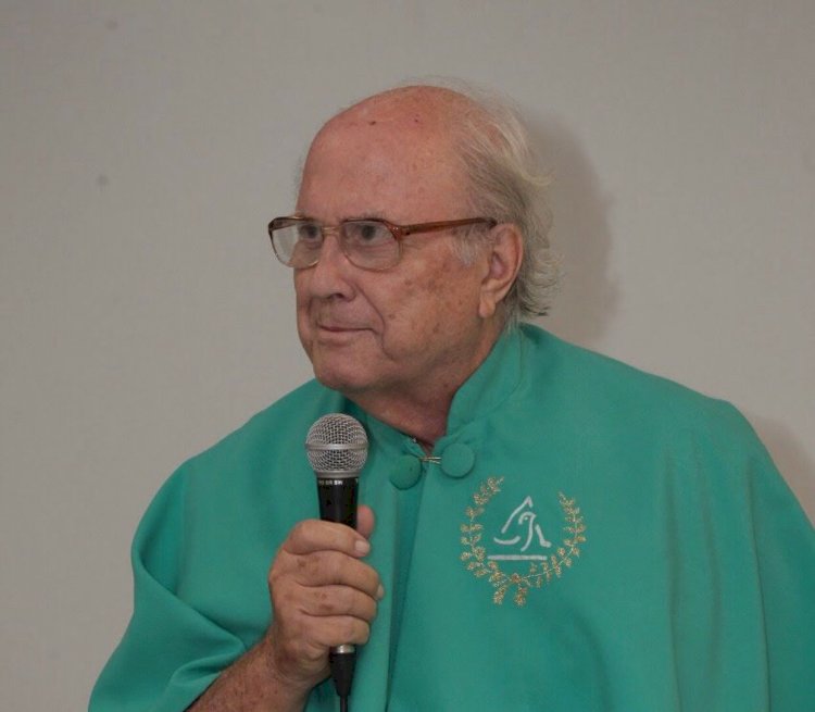 PREFEITO MARDEN JÚNIOR EMITE NOTA DE PESAR PELA MORTE DO DR. FLORIANO FREITAS FILHO