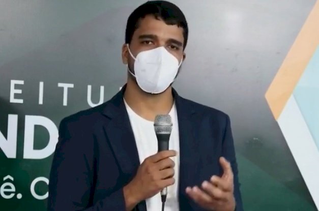 PREFEITO MARDEN JÚNIOR ATENDE SOLICITAÇÕES DE EMPRESÁRIOS DE TRINDADE E PRORROGA PARA JULHO PAGAMENTO DA TAXA DO ALVARÁ DE FUNCIONAMENTO E BENEFICIA MAIS DE 3 MIL EMPRESAS NA CIDADE