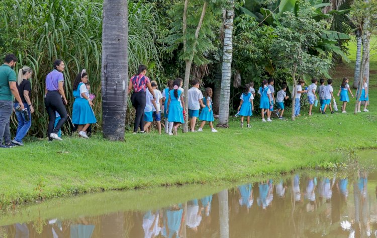 PREFEITURA REALIZA AULA DO PROJETO ESCOLA NO PARQUE PARA ALUNOS DO EDUCANDÁRIO SANTA TEREZINHA